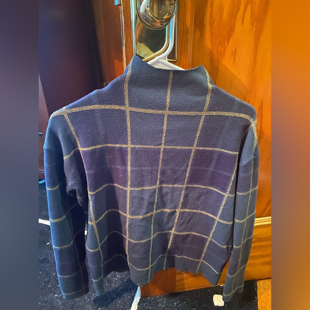 Tahari sweater